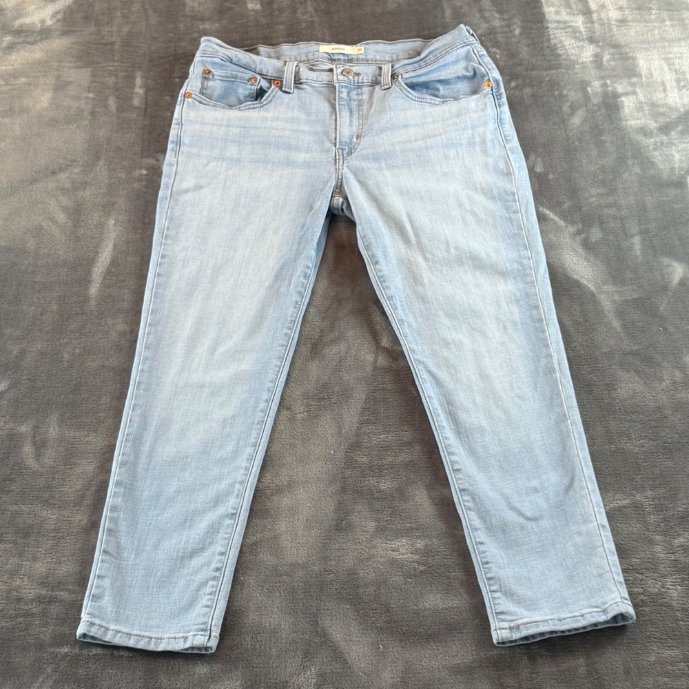 Levis Boyfriend Jeans Womens 30 Light Wash‎ Mid Rise Denim 19887-0197 W30 L27